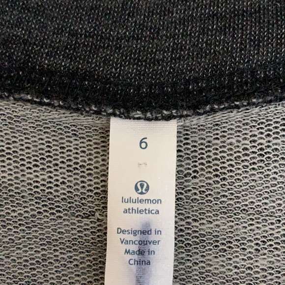 lululemon St. Moritz Cable Knit Sweater Merino Wool Black/Grey Sz6 - Picture 5 of 10